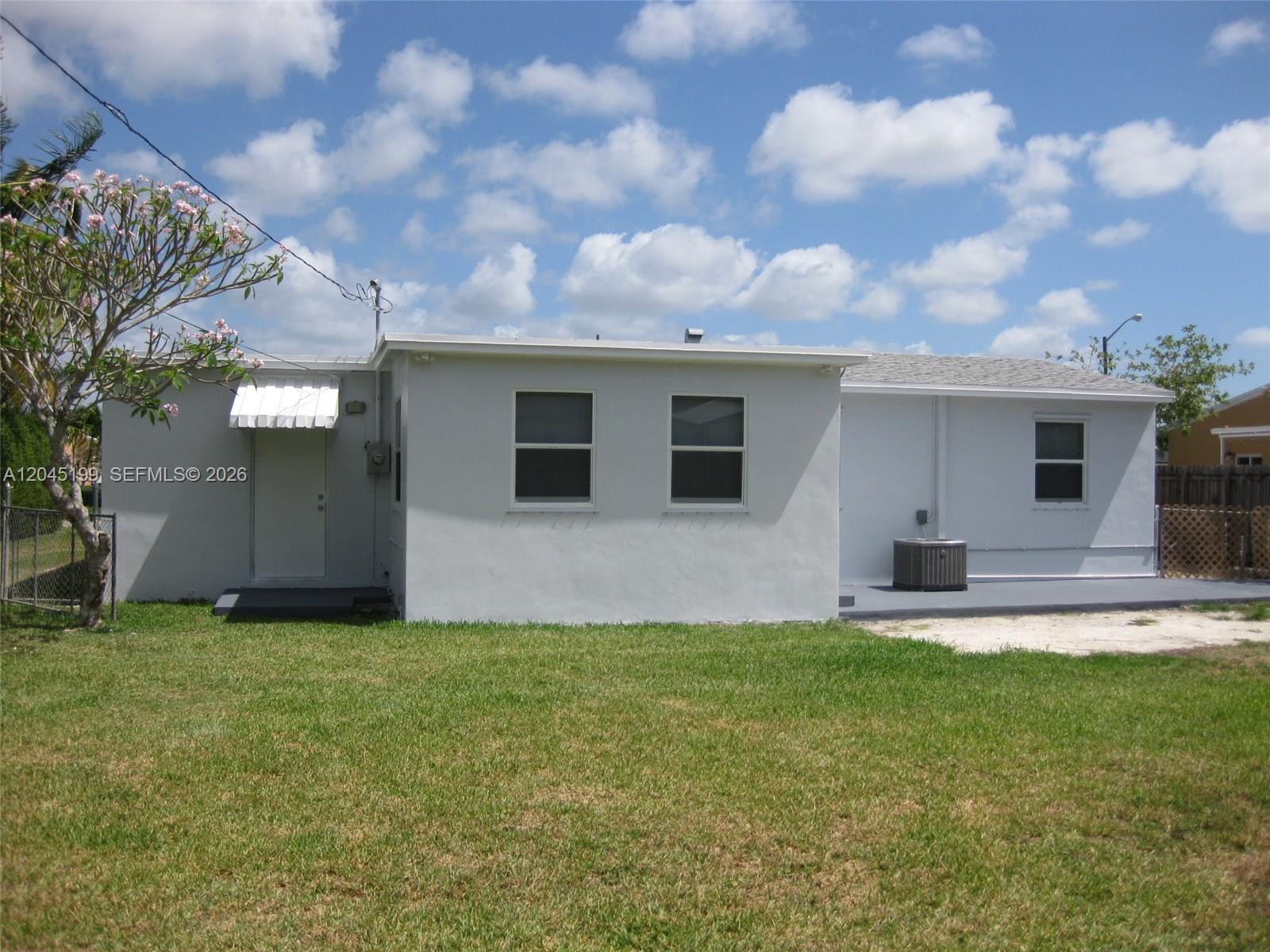 1520 Southwest 305th Street Homestead, FL 33033 - Photo 10 of 11