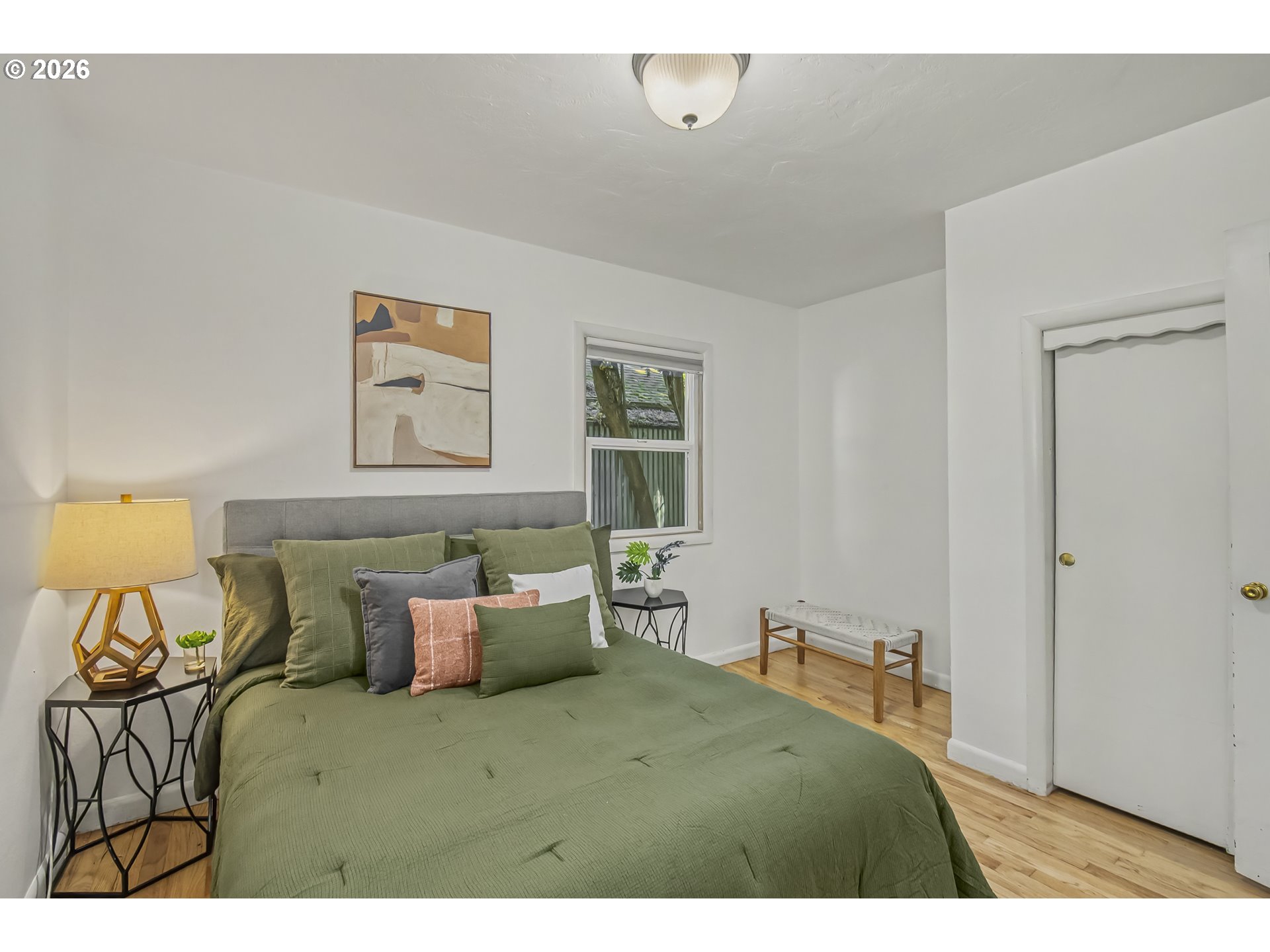 27 Southeast 85th Avenue Portland, OR 97216 - Photo 17 of 33 Gallery Image 17