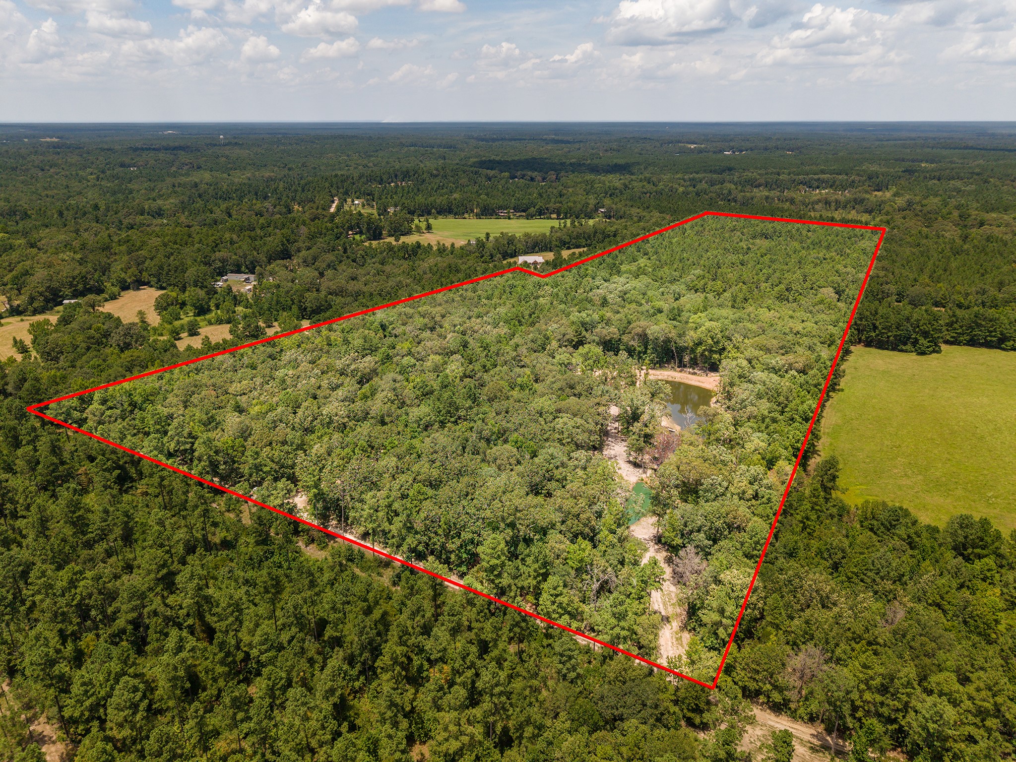 1647 Whitehead Road Lufkin, TX 75901 - Photo 4 of 13 Gallery Image 4