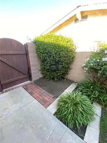 $4,585 | 6512 Oxford Drive, Huntington Beach, CA 92647