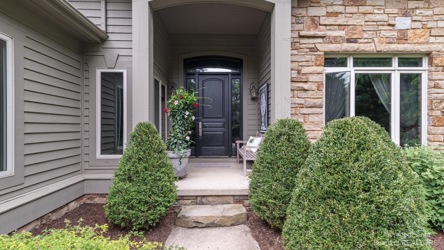 14 Riverside Lane Saline, MI 48176 - Photo 3 of 83 Photo 3