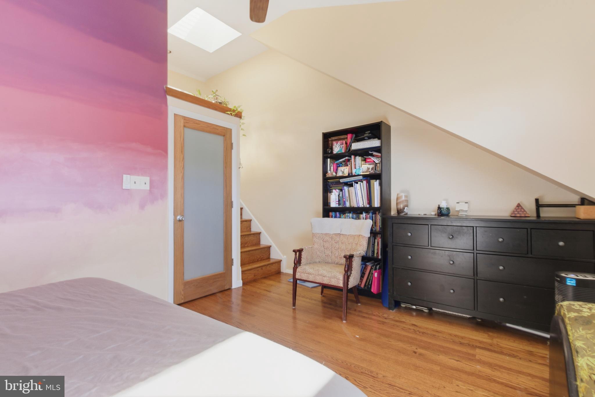514 Randolph Court, Unit C Philadelphia, PA 19147 - Photo 6 of 10 a living room with furniture