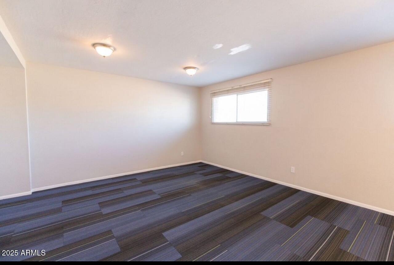 5120 South Dorsey Lane Tempe, AZ 85282 - Photo 21 of 27 Downstairs Living Room