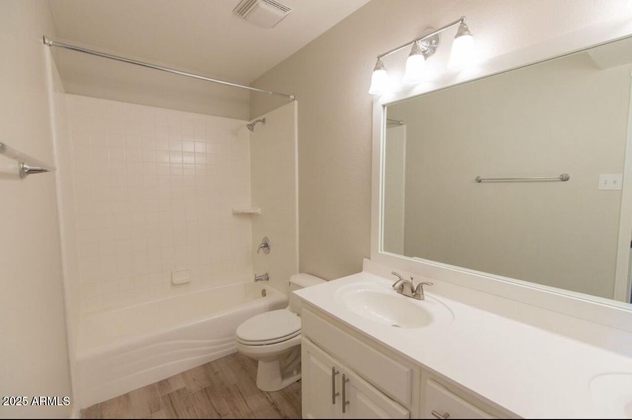 5120 South Dorsey Lane Tempe, AZ 85282 - Photo 24 of 27 Bathroom 3