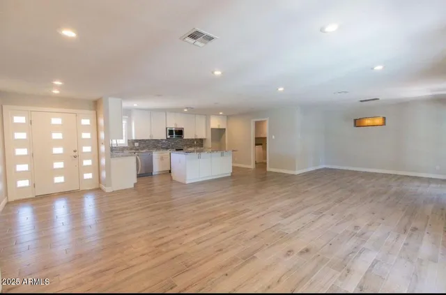 $3,400 | 5120 South Dorsey Lane, Tempe, AZ 85282