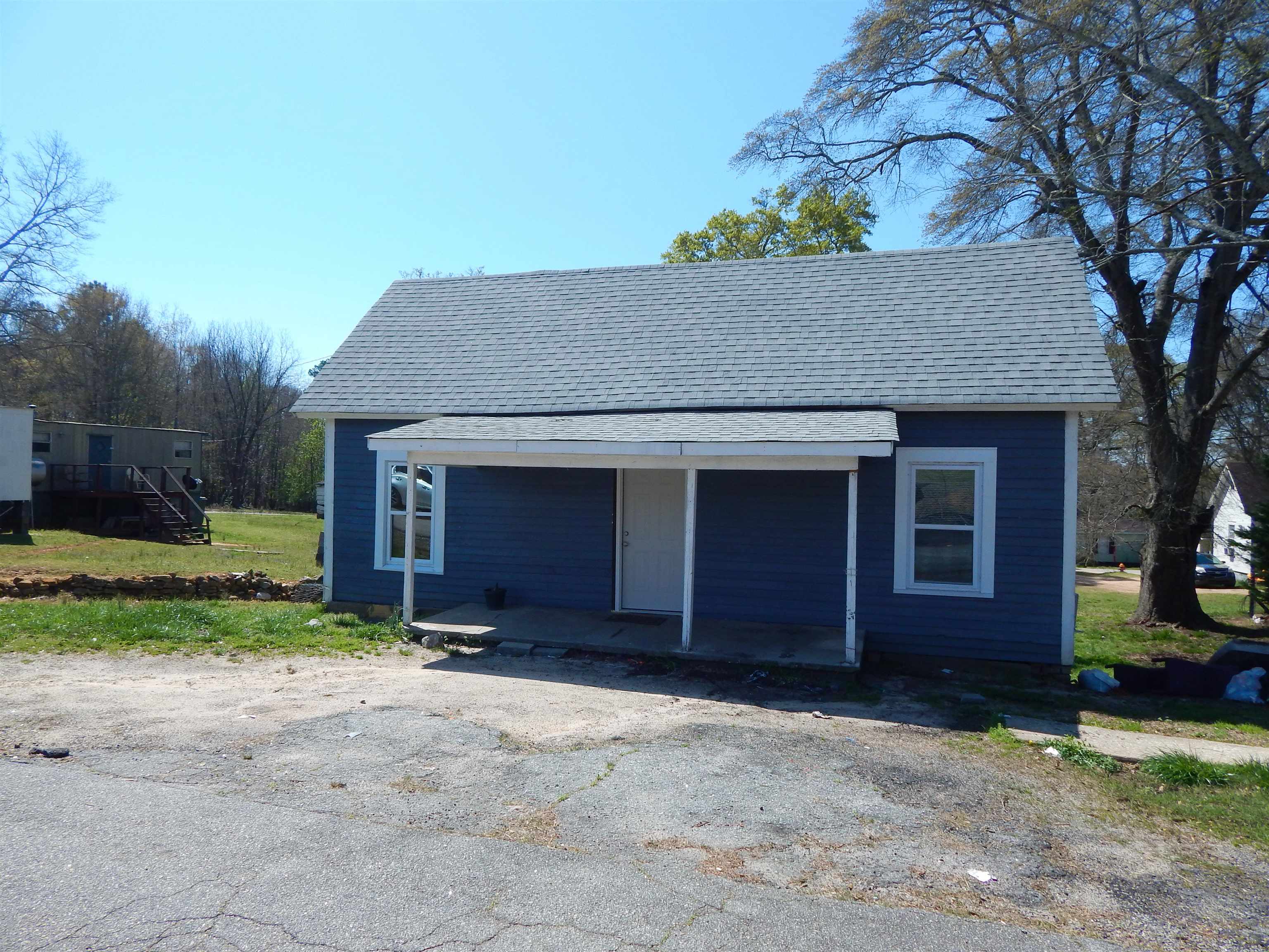320 Railroad Street Union, SC 29379 - Photo 2 of 9 Gallery Image 2