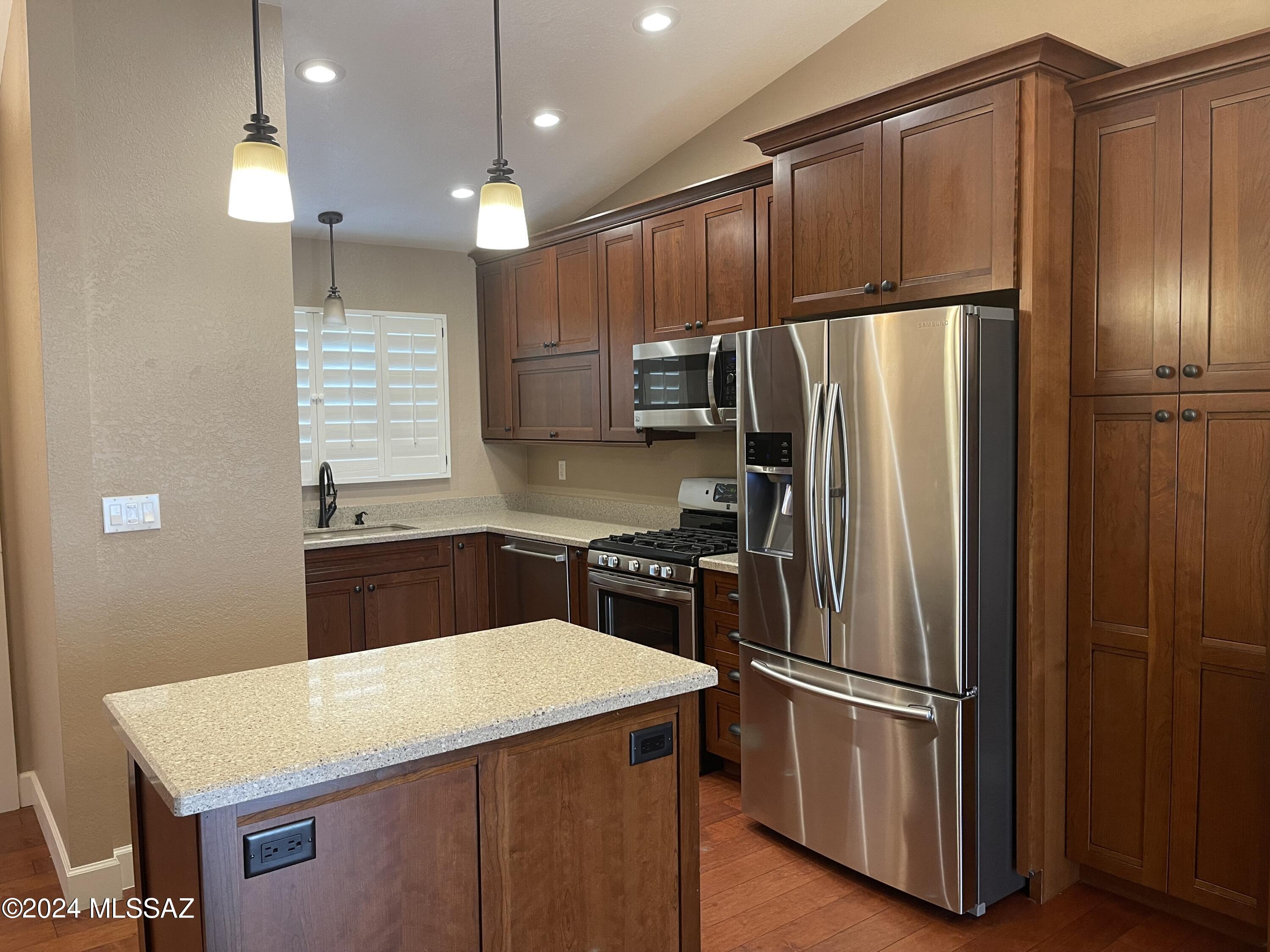 3589 West Thundercloud Loop Tucson, AZ 85742 - Photo 5 of 34