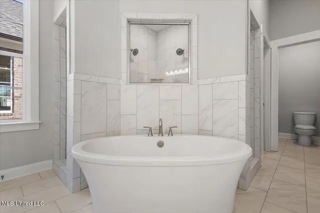 $372,900 | 617 Sunflower Street, Nesbit, MS 38651