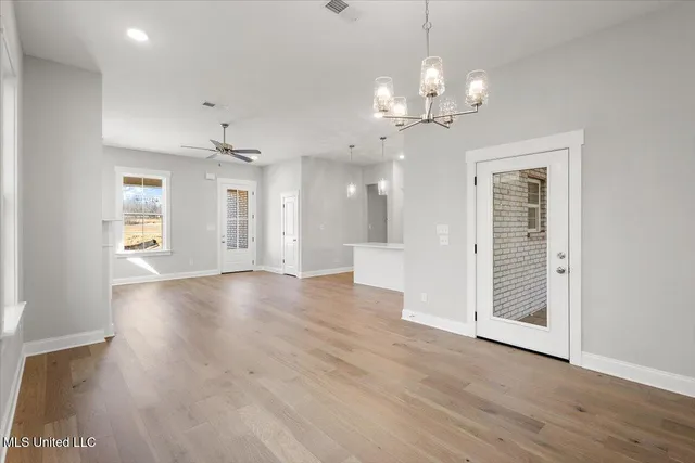 $372,900 | 617 Sunflower Street, Nesbit, MS 38651