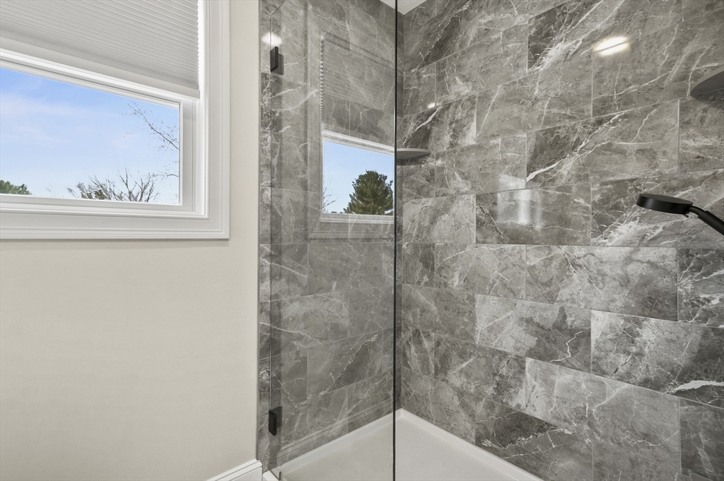 123 Andover Road Billerica, MA 01821 - Photo 24 of 40