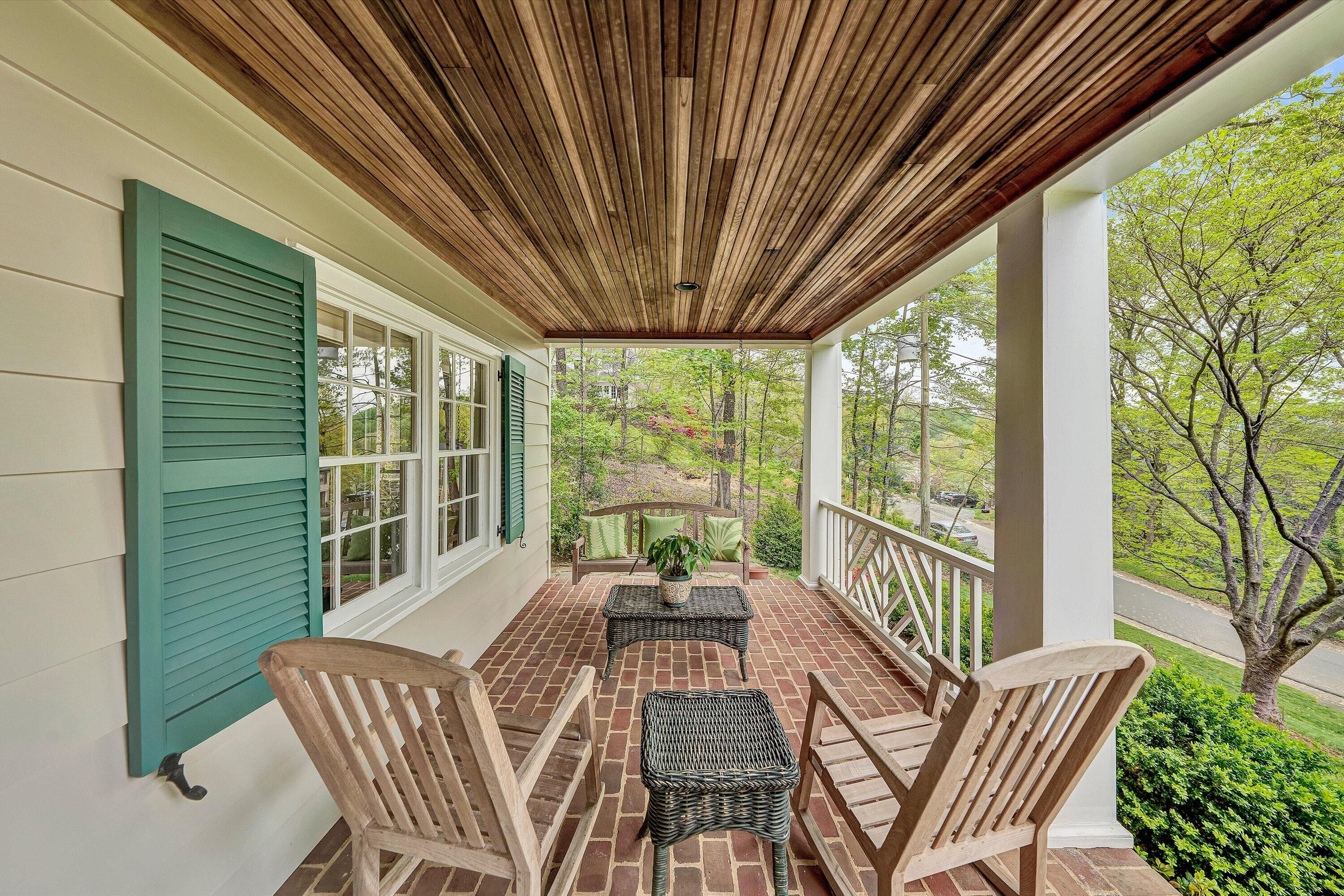 2438 Robin Hood Road Southeast Roanoke, VA 24014 - Photo 8 of 81 08-DSC00331