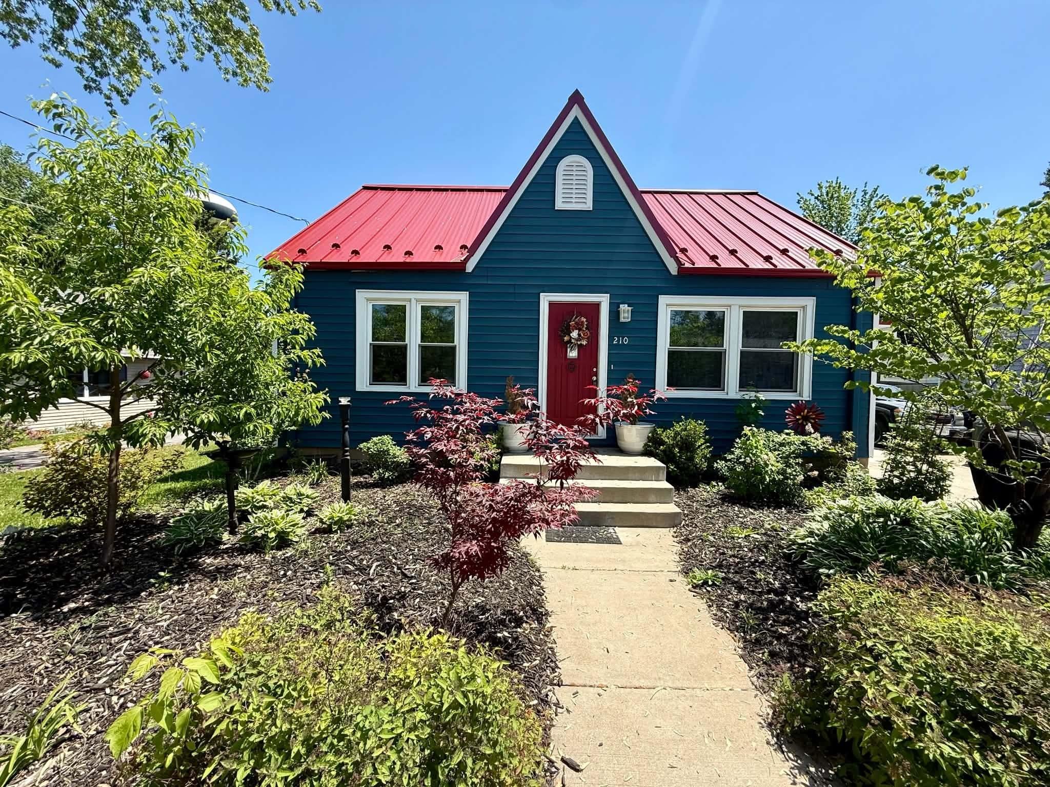 210 Academy Street Fox Lake, WI 53933 - Photo 2 of 58