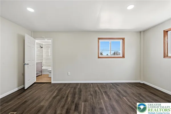 $399,900 | 526 Faith Drive, Catasauqua, PA 18032