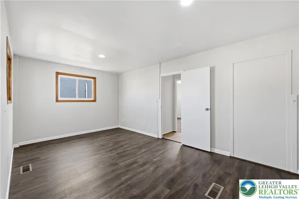 $399,900 | 526 Faith Drive, Catasauqua, PA 18032