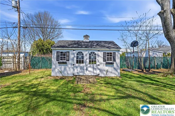 $399,900 | 526 Faith Drive, Catasauqua, PA 18032