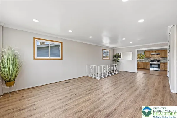 $399,900 | 526 Faith Drive, Catasauqua, PA 18032