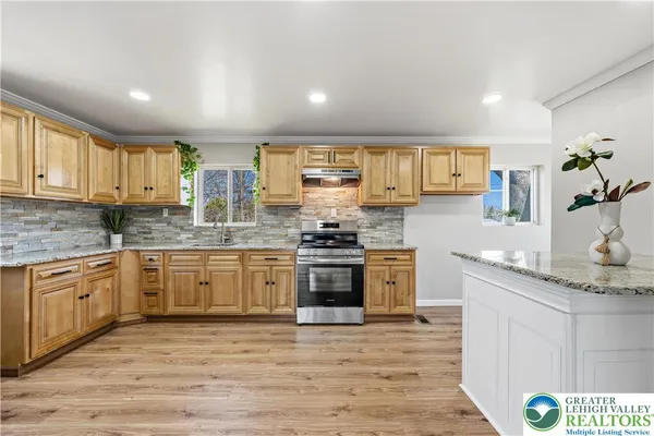 $399,900 | 526 Faith Drive, Catasauqua, PA 18032