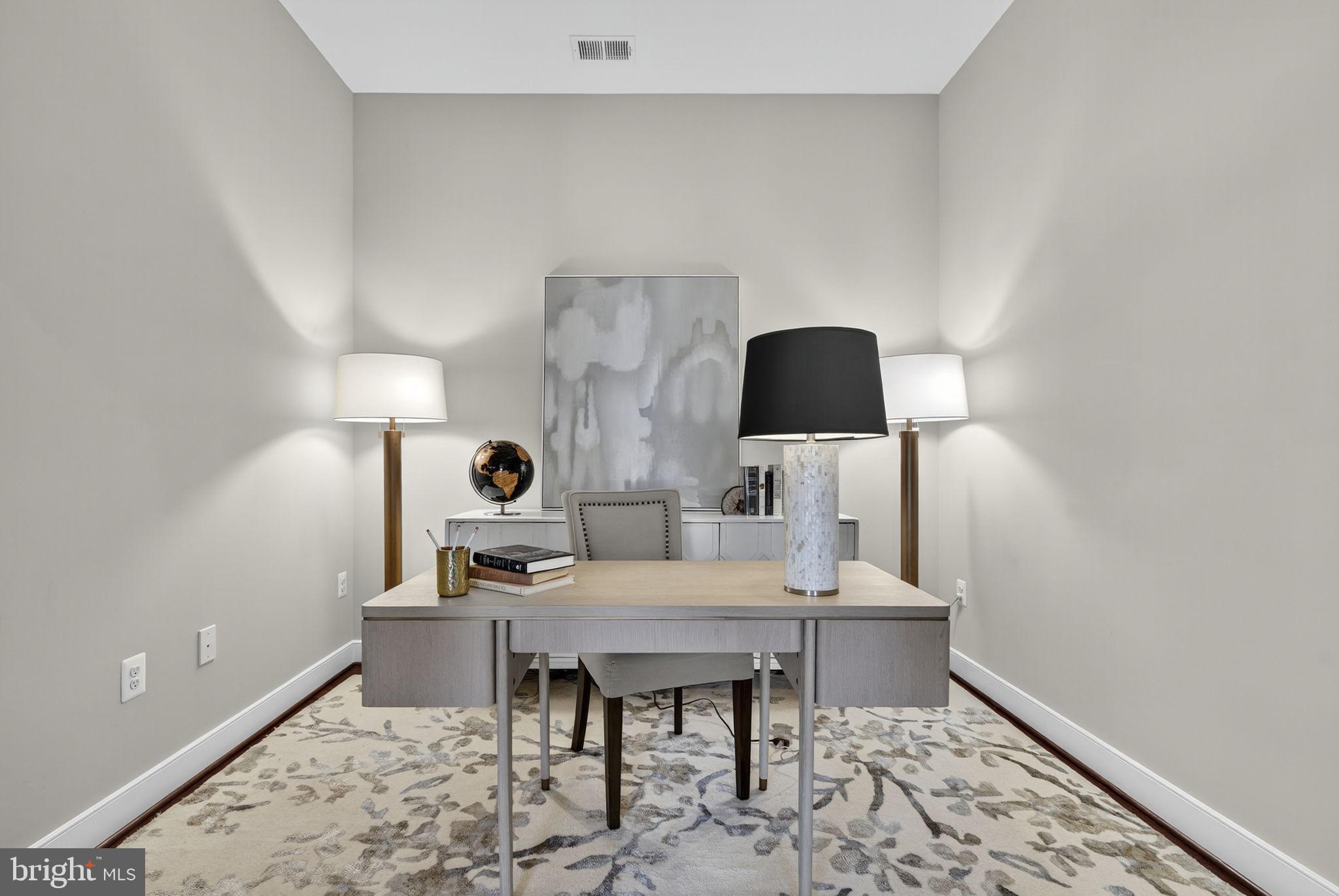 3 Stationmaster Street Southeast, Unit 402 Leesburg, VA 20175 - Photo 18 of 46 a view of a workspace