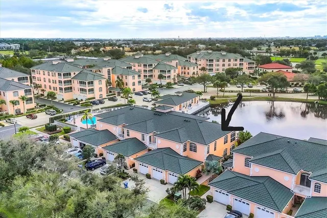 $329,900 | 308 Gondola Park Drive, Unit 308, Venice, FL 34292
