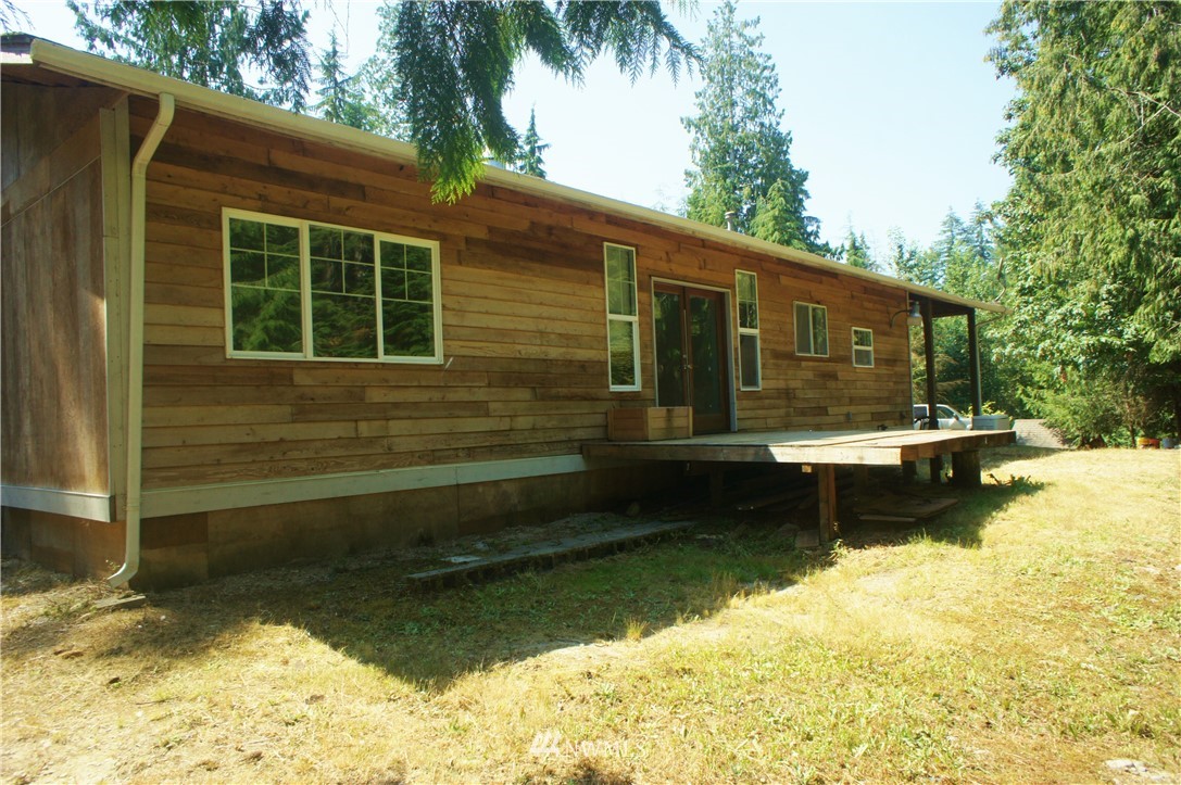 17515 Newberg Road Snohomish, WA 98290 - Photo 4 of 20