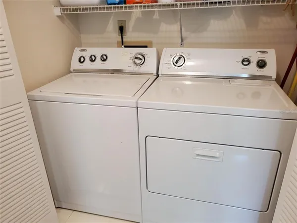 $1,450 | 322 Kelsey Way, Unit 6, Sun City Center, FL 33573