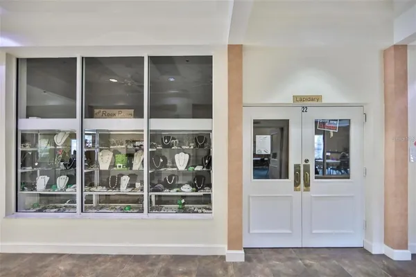 $1,450 | 322 Kelsey Way, Unit 6, Sun City Center, FL 33573