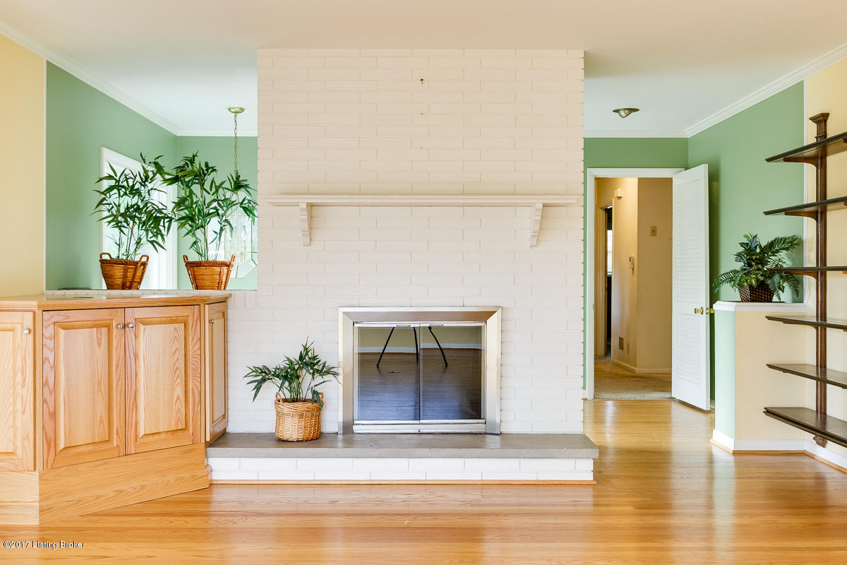 2708 Lamont Road Louisville, KY 40205 - Photo 7 of 28 2708 Lamont Rd-8