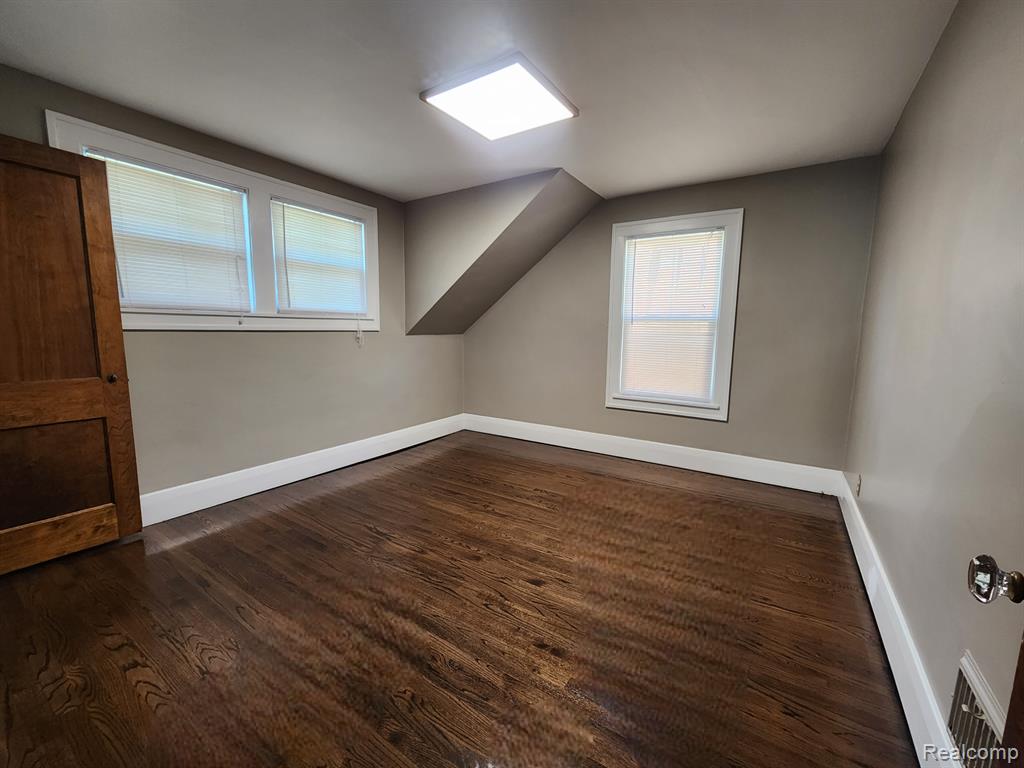 167 Cherokee Road Pontiac, MI 48341 - Photo 21 of 35