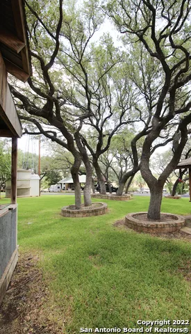 $1,250 | 955 Faurie Road, Unit TINY HOUSE, Lakehills, TX 78063