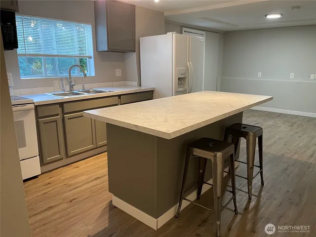 $599,950 | 30524 8th Avenue Southwest, Federal Way, WA 98023