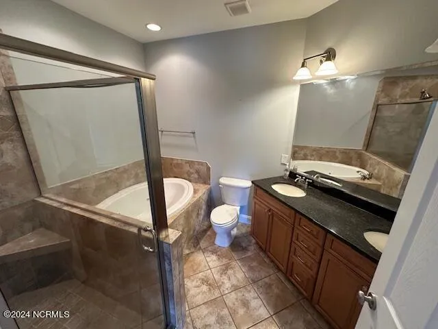 $2,100 | 200 Sable Oak Circle Southwest, Unit 206, Supply, NC 28462