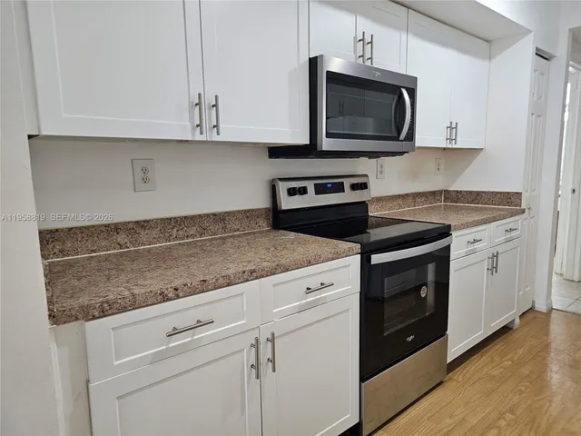 $2,200 | 151 Southwest 117th Avenue, Unit 9108, Pembroke Pines, FL 33025