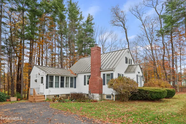 $625,000 | 1772 Swamp Road, Richmond, MA 01254