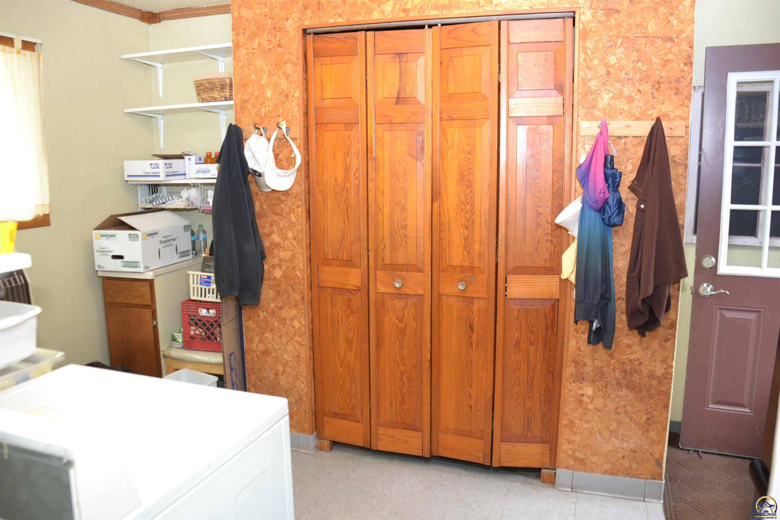 208 East High Street Melvern, KS 66510 - Photo 17 of 36