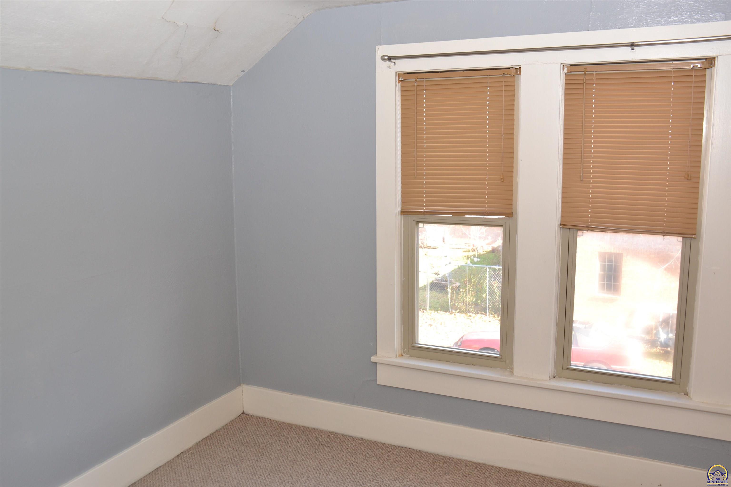 208 East High Street Melvern, KS 66510 - Photo 25 of 36