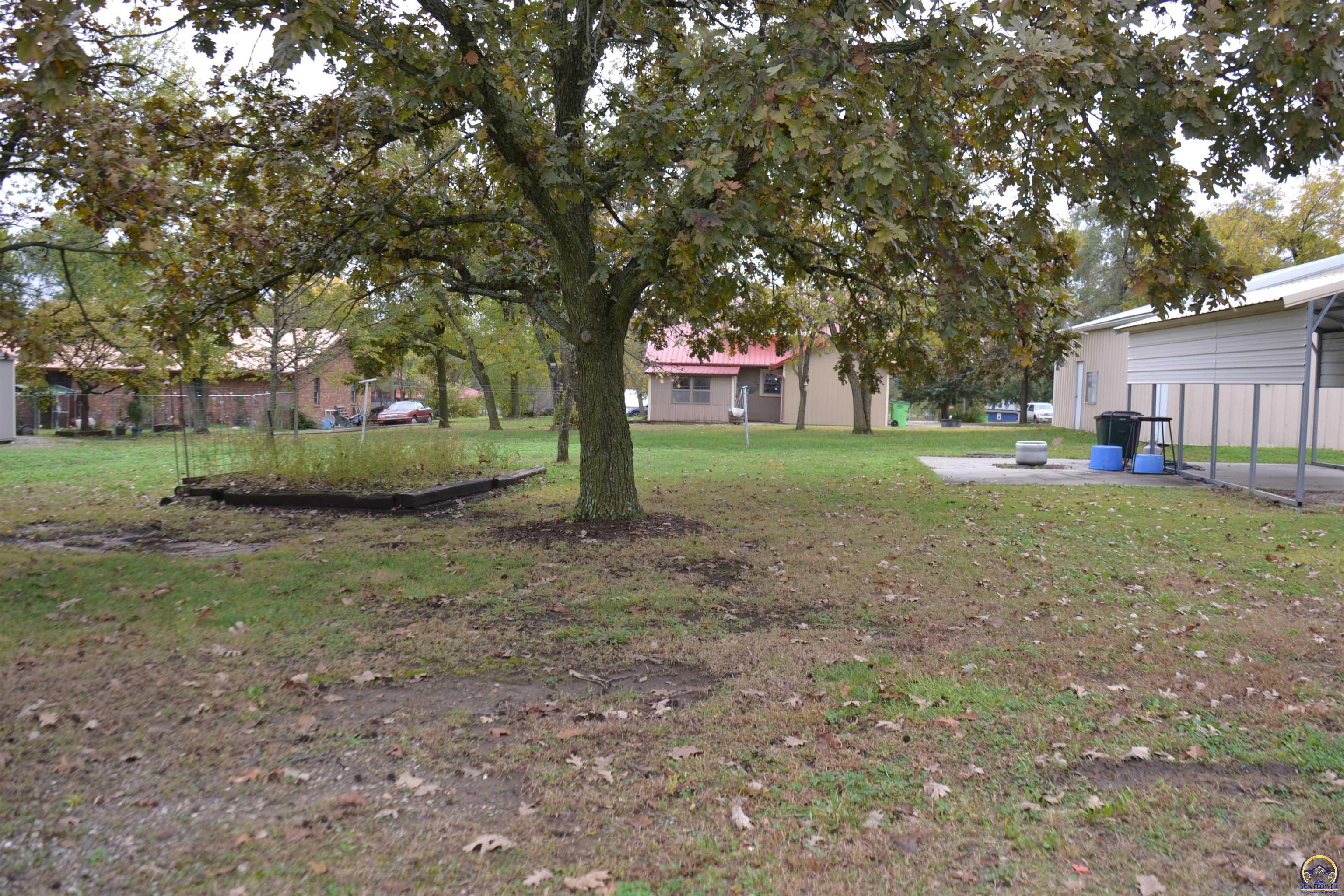 208 East High Street Melvern, KS 66510 - Photo 31 of 36