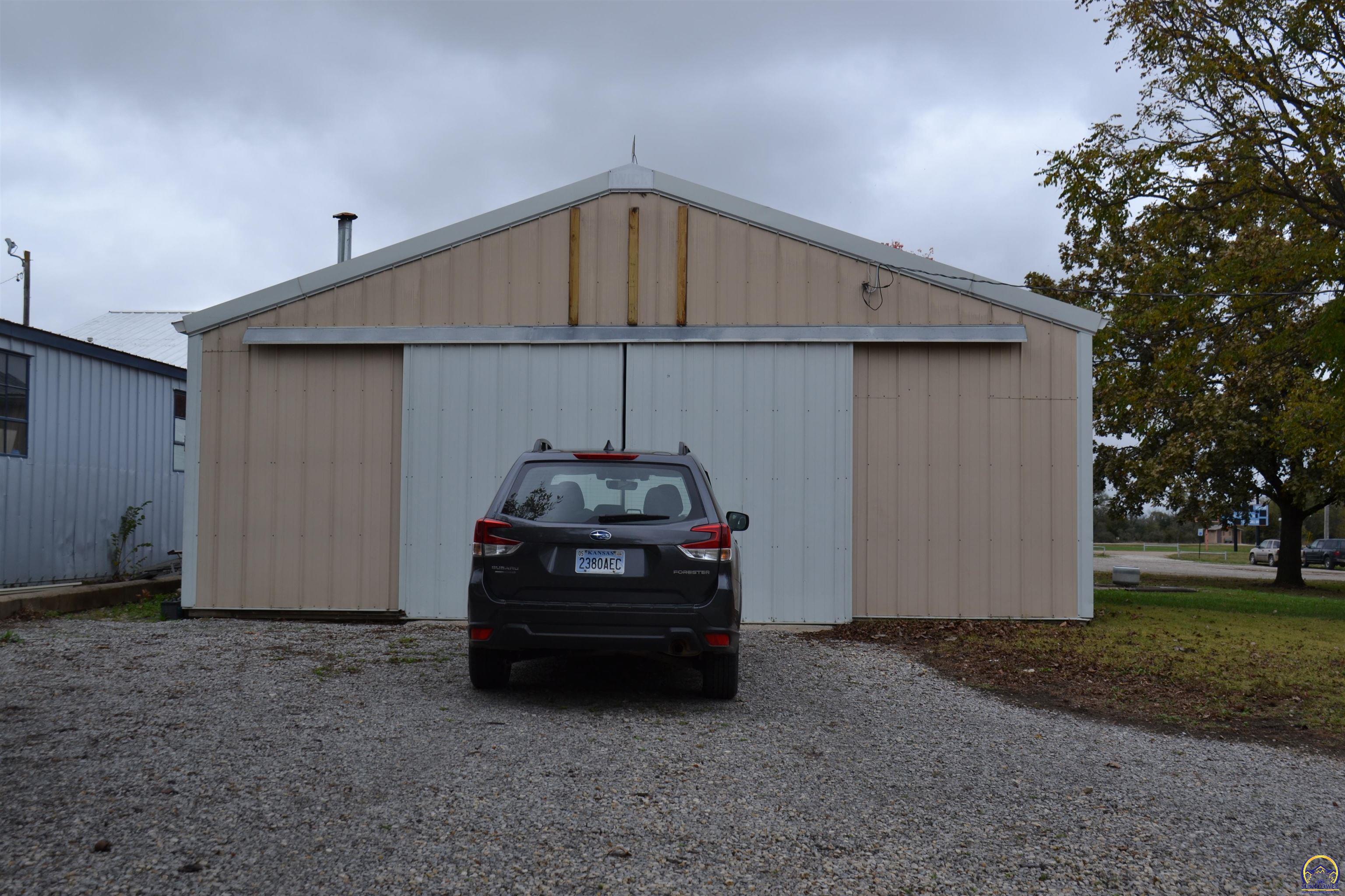 208 East High Street Melvern, KS 66510 - Photo 32 of 36