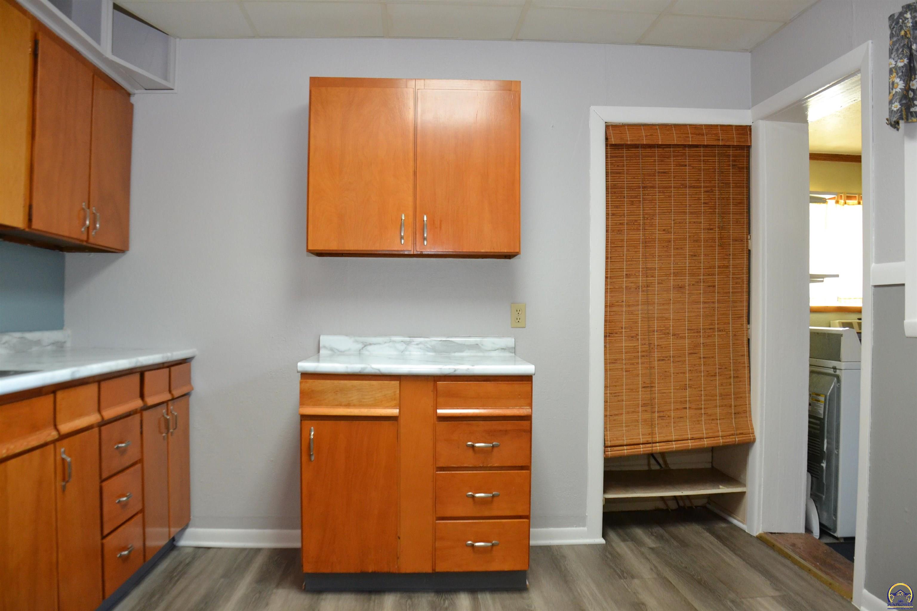 208 East High Street Melvern, KS 66510 - Photo 5 of 36