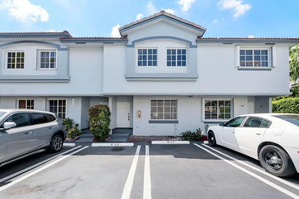 $475,000 | 8300 Northwest 10th Street, Miami, FL 33126