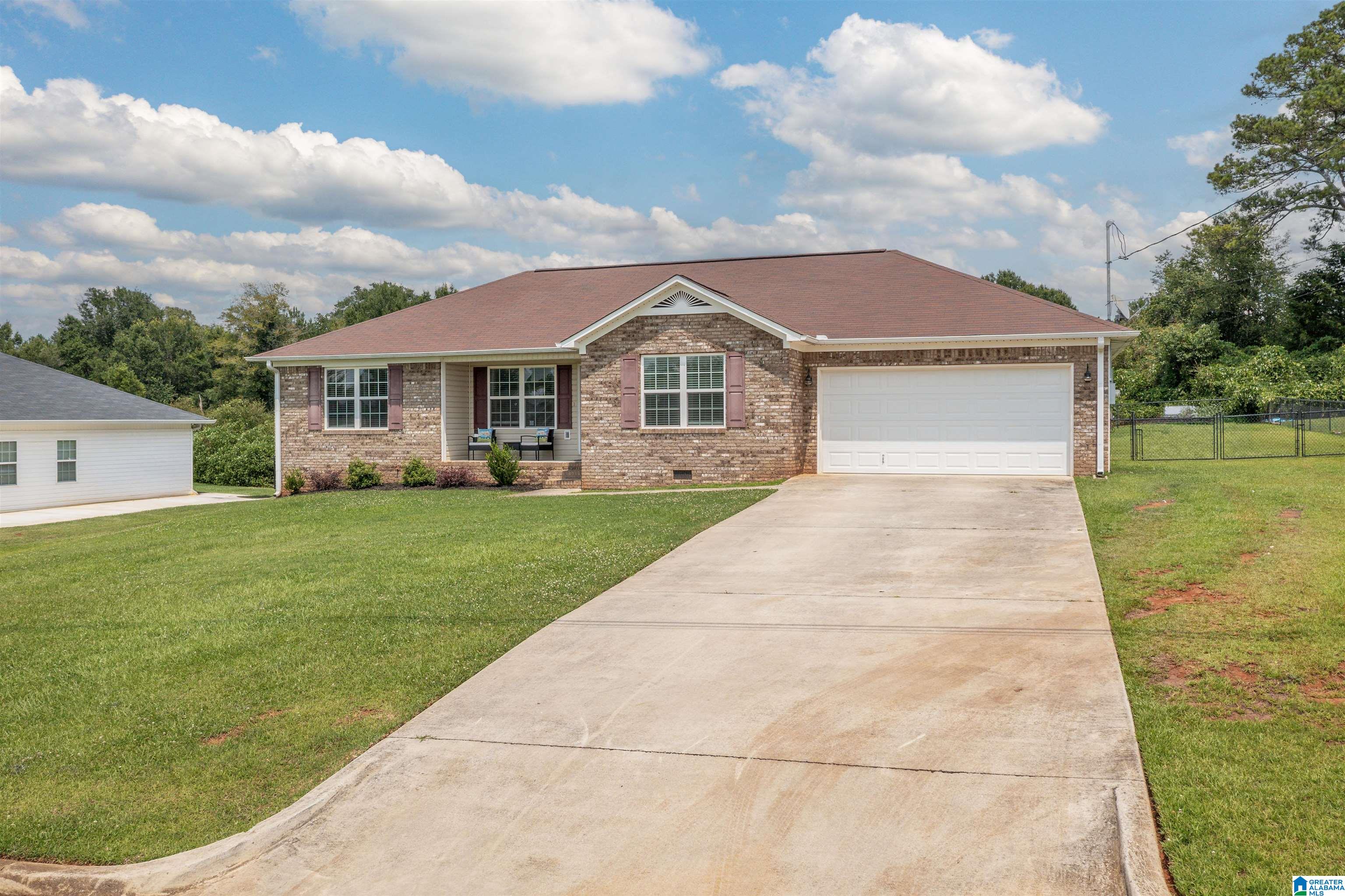 390 Bailey Road Weaver, AL 36277 - Photo 5 of 33