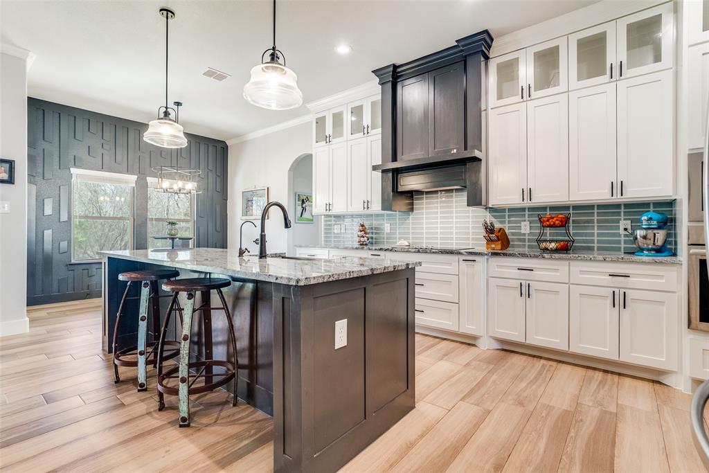 1036 Kessler Road Weatherford, TX 76087 - Photo 9 of 35