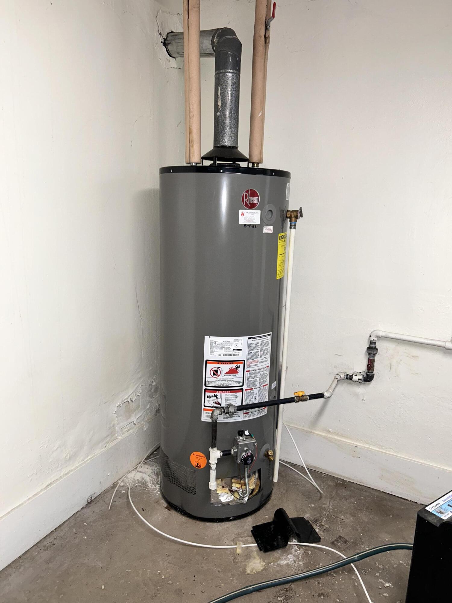 1546 South Layton Boulevard Milwaukee, WI 53215 - Photo 65 of 70 Laundry area