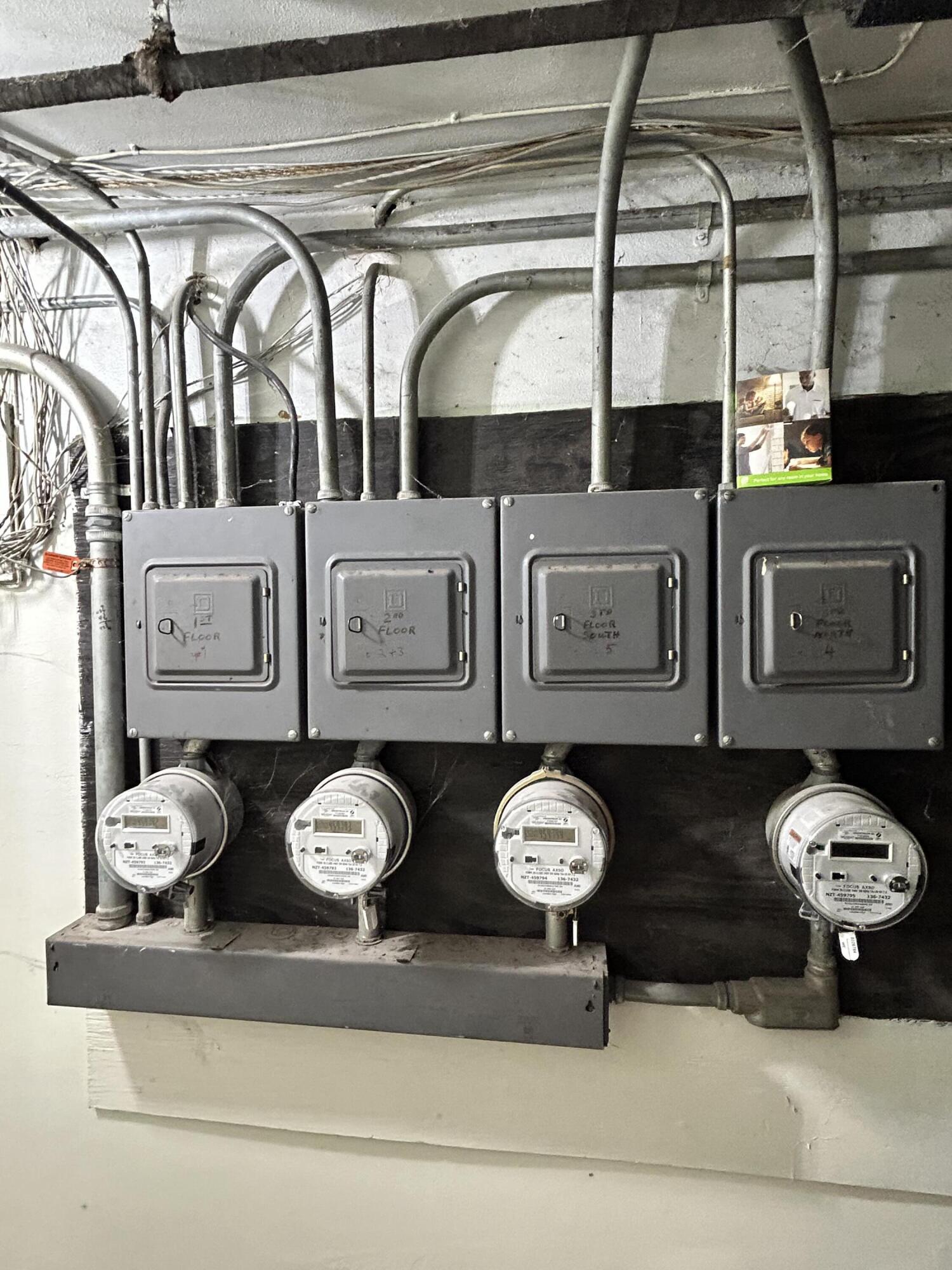 1546 South Layton Boulevard Milwaukee, WI 53215 - Photo 70 of 70 Basement