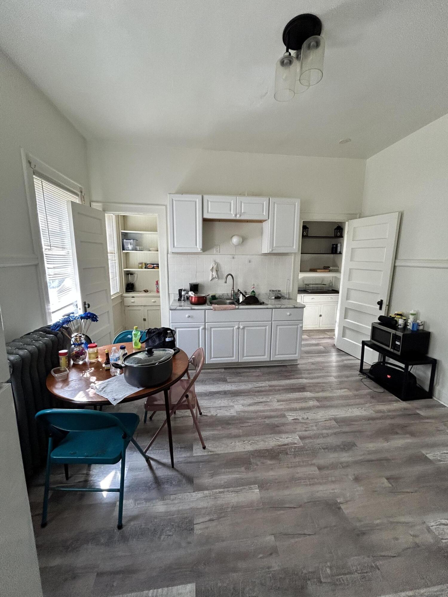 1546 South Layton Boulevard Milwaukee, WI 53215 - Photo 7 of 70 Unit 1