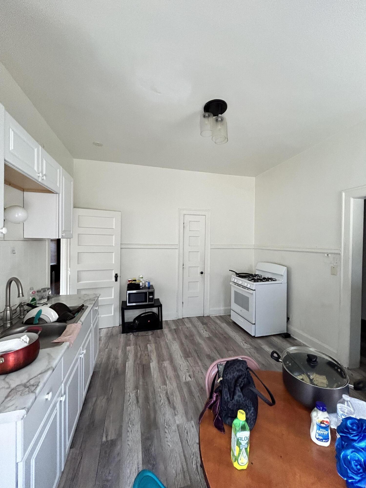 1546 South Layton Boulevard Milwaukee, WI 53215 - Photo 8 of 70 Unit 1