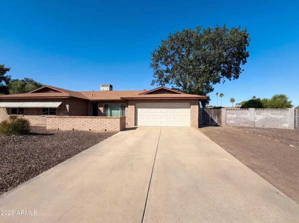 $470,000 | 4327 West Barbara Avenue, Glendale, AZ 85302