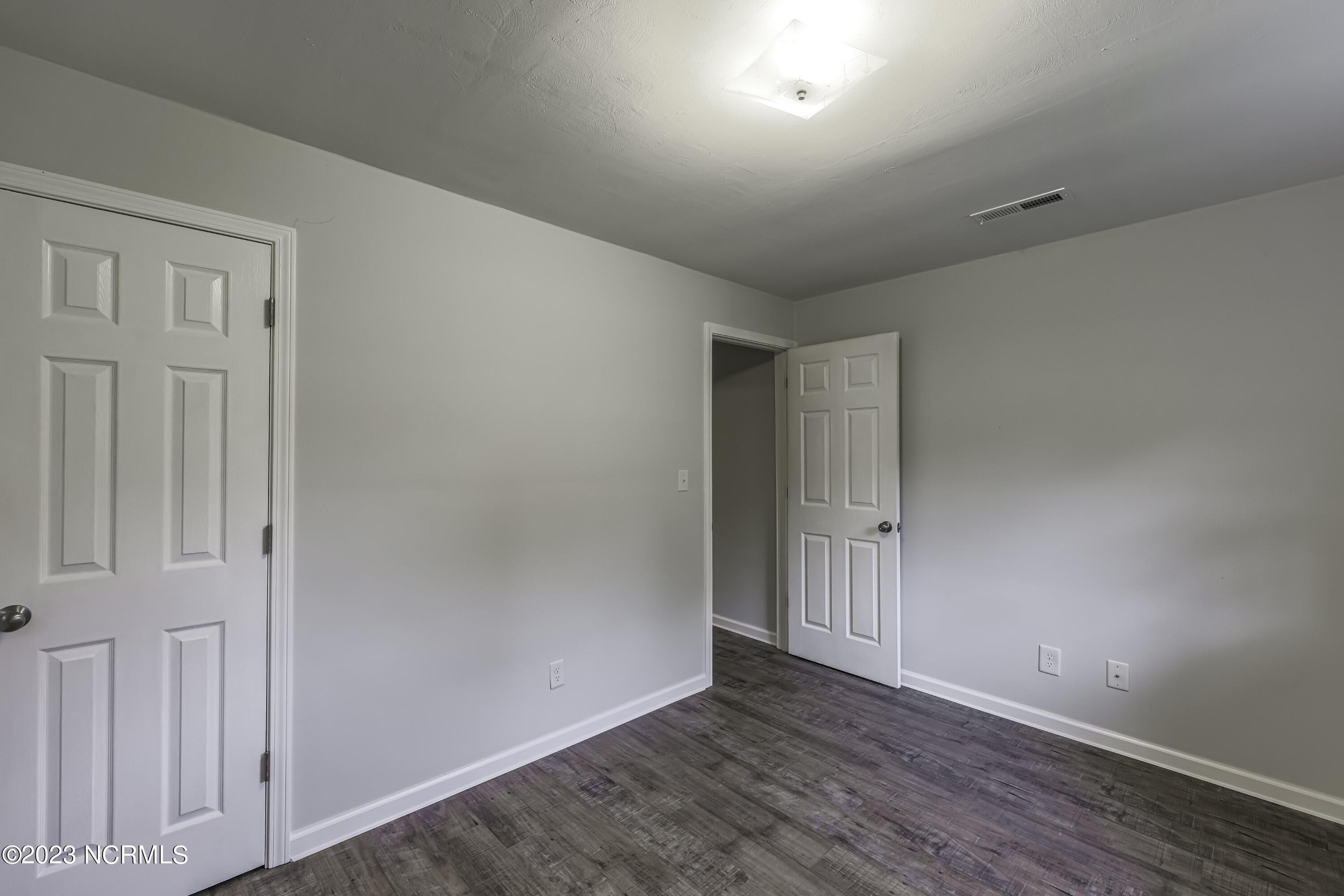 1820 Old Mill Road Wallace, NC 28466 - Photo 22 of 35 10002