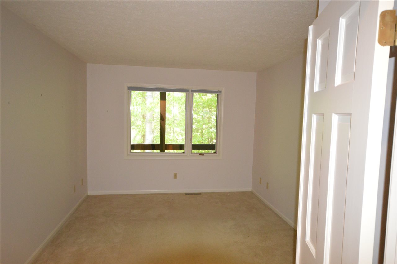 6442 Mission Ridge Traverse City, MI 49686 - Photo 6 of 19 1833050-5.JPG