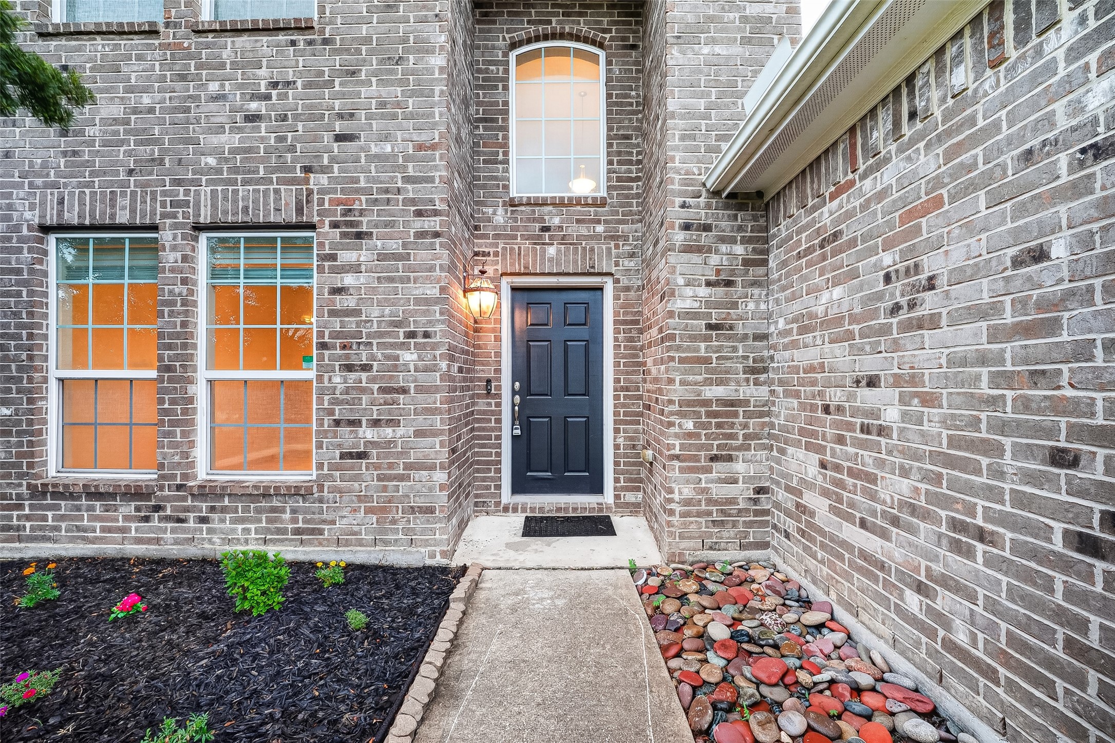 10015 Chase Court Baytown, TX 77521 - Photo 5 of 49