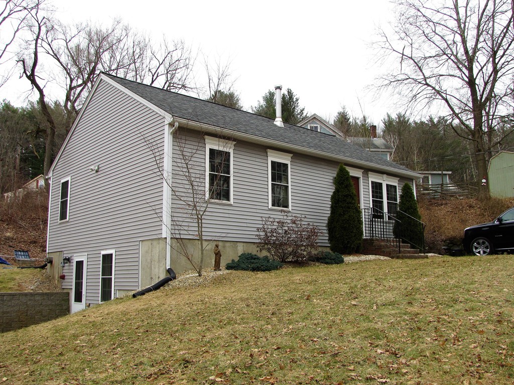 247 Southbridge Road Warren, MA 01083 - Photo 2 of 14 Gallery Image 2